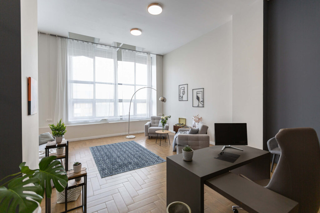 A minimalist, simple interior with a modern design, in which the Smart Home system and switch frame are the perfect solution.